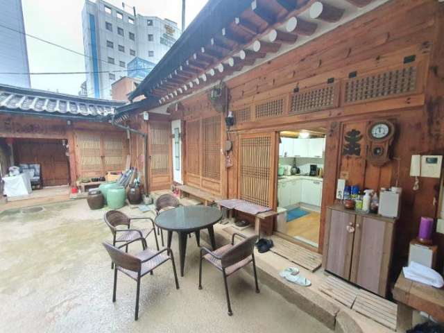 NamHyunDang Hanok Korean Traditional House - Seoul