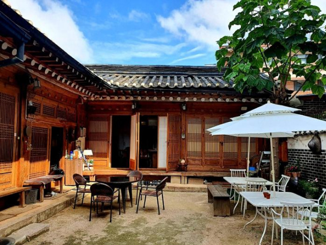 NamHyunDang Hanok Korean Traditional House - Seoul