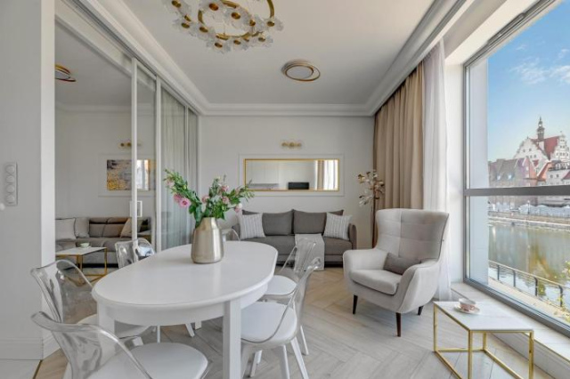 Lion Apartments - The Palace Premium Apartment with Old City & River View - Gdansk