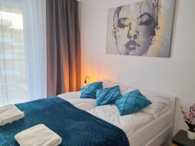 Pet-friendly Apartment & 2 Bedrooms & Parking by Renters - Wroclaw