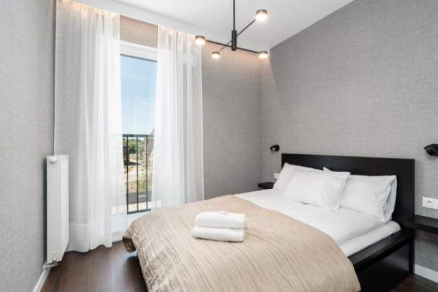 Stylish & Comfy Garbary Apartments with Parking by Renters - Poznan