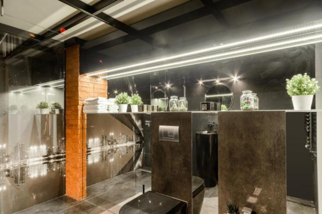 Unusual two-level loft in Tobaco Park - Lodz