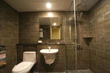 I-Jin Hotel