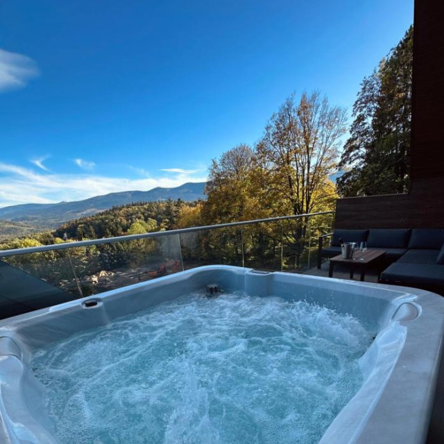 Kras Resort - Apartment 301 with Mountain View, Private Jacuzzi on Terrace and Sauna - Szklarska Poreba