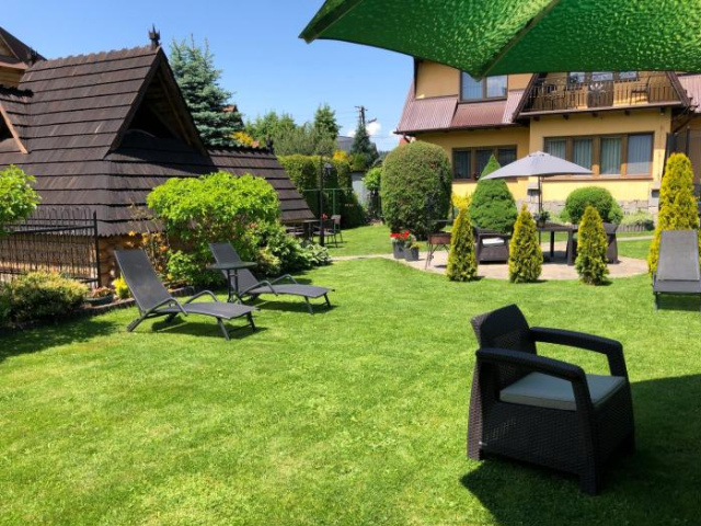 DW Basia pokoje i apartament - 畢奧卡塔柴斯卡
