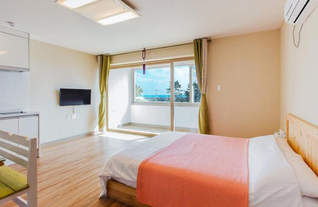 Jeju Pine Beach Pension - 濟州