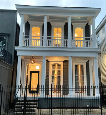 Canal Street Mini Mansion Sleeps 15