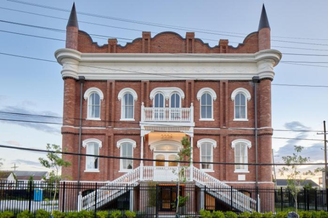Sonder Gravier Place - New Orleans