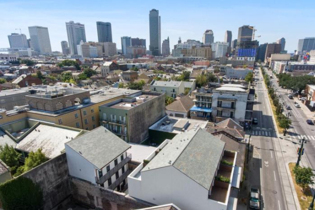 3-Story Luxury Residence - French Quarter - Unit 204 - New Orleans