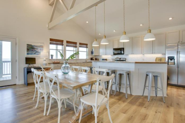 Lakefront New Orleans Retreat - Hot Tub and Kayaks! - New Orleans