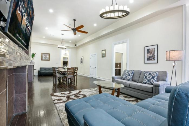 Stylish 4BR condo in Downtown by Hosteeva - 紐奧良