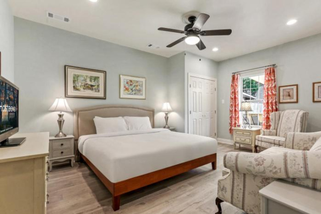 Renovated Historic 4BR House Near Magazine St & Uptown - New Orleans