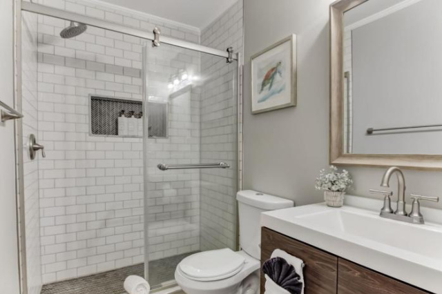 Historic 1892 Savannah Cottage near Forsyth Park - Savannah