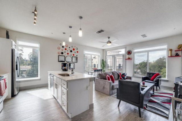 Radiant condo on the Riverwalk - San Antonio