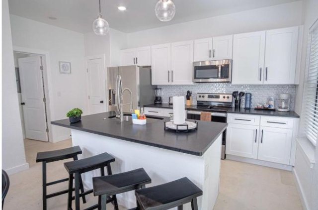 BRAND NEW 3 Stylish 3BR Near Exciting Downtown - San Antonio