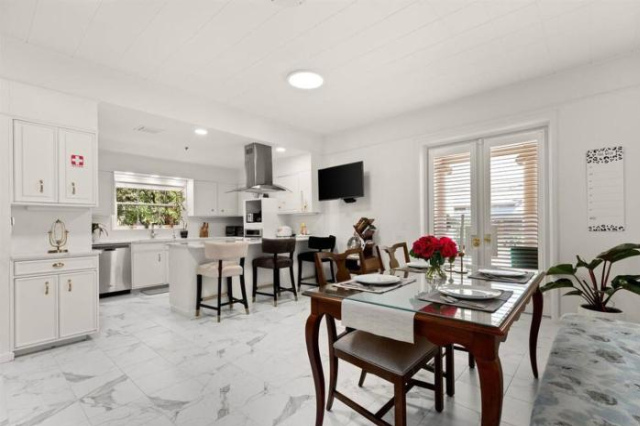 City Center Luxury Villa: Modern Oasis with Pool - 聖安東尼奧