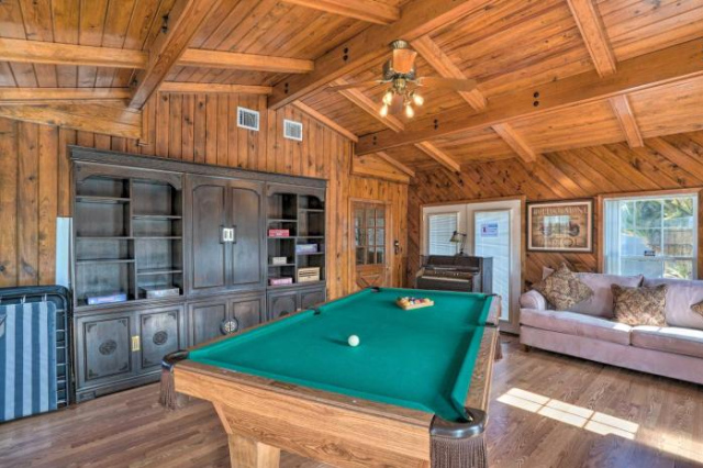San Antonio Home with Pool, Near Lackland AFB! - 聖安東尼奧
