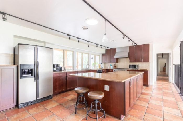 Luxury House by Fiesta Texas & Seaworld with POOL - San Antonio