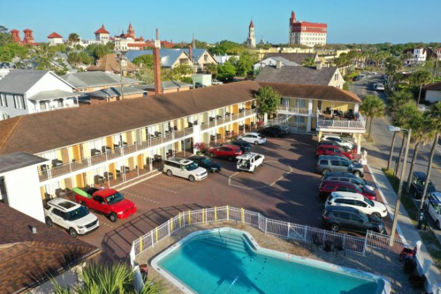 Historic Waterfront Marion Motor Lodge in downtown St Augustine - St Augustine