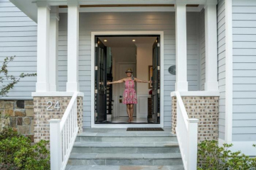South Street New Luxury Home With Golf Cart