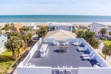 Sol Mate Roof top deck at the Beach Private heated pool spa and firepit