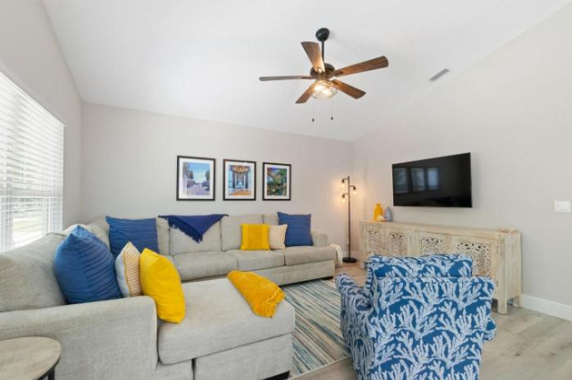 SunRay Cottage - Minutes to Downtown & Beaches - St Augustine