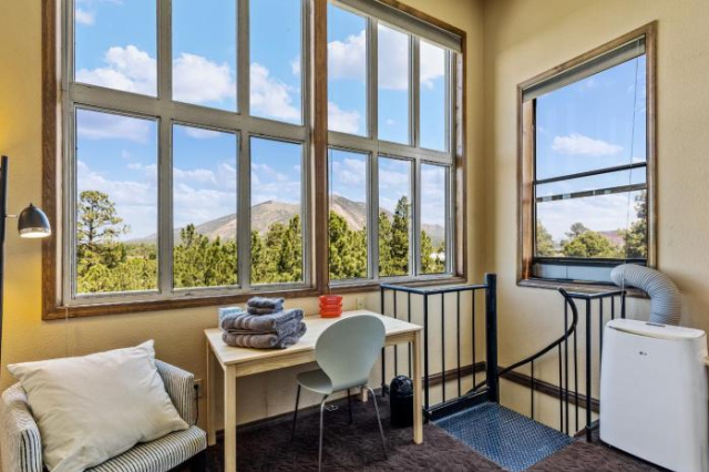 Delightful 1 bdrm Country Club Retreat with Mt Elden Views! - Flagstaff