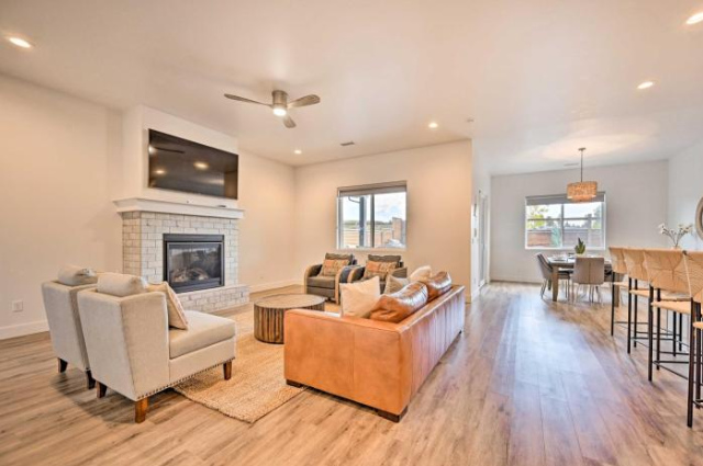 Well-Appointed Flagstaff Retreat with Backyard! - Flagstaff