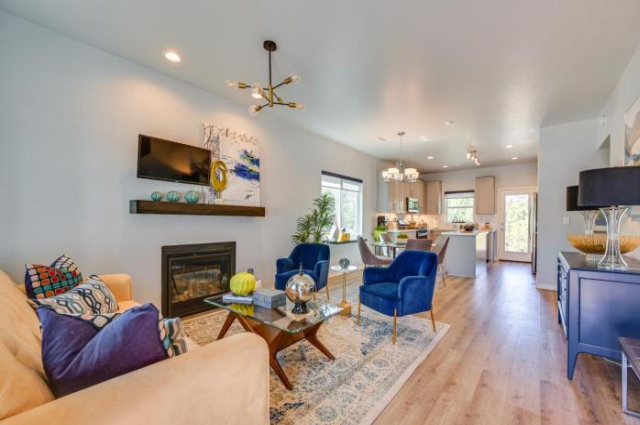 Modern Flagstaff Vacation Rental with 2 Living Areas - 弗拉格斯塔夫