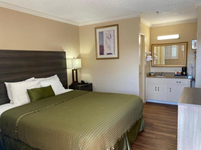 Hulan Suite Hotel - Morro Bay
