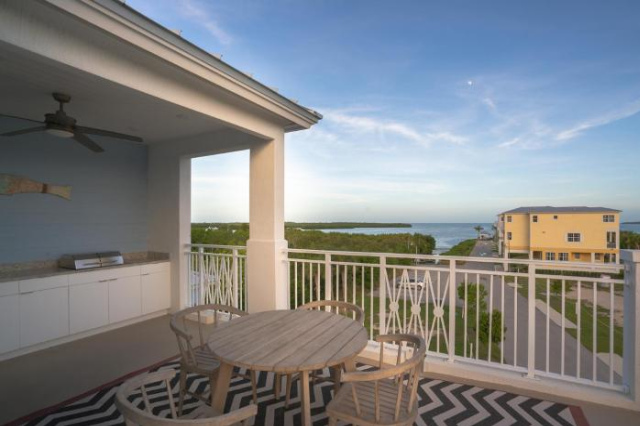 Sea-esta 3 Bedroom Home with Resort Privileges - Key Largo