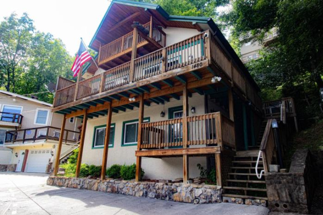 Chalet with amazing views - 加特林堡