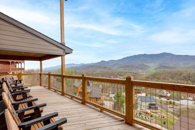 Breathless Views - Gatlinburg