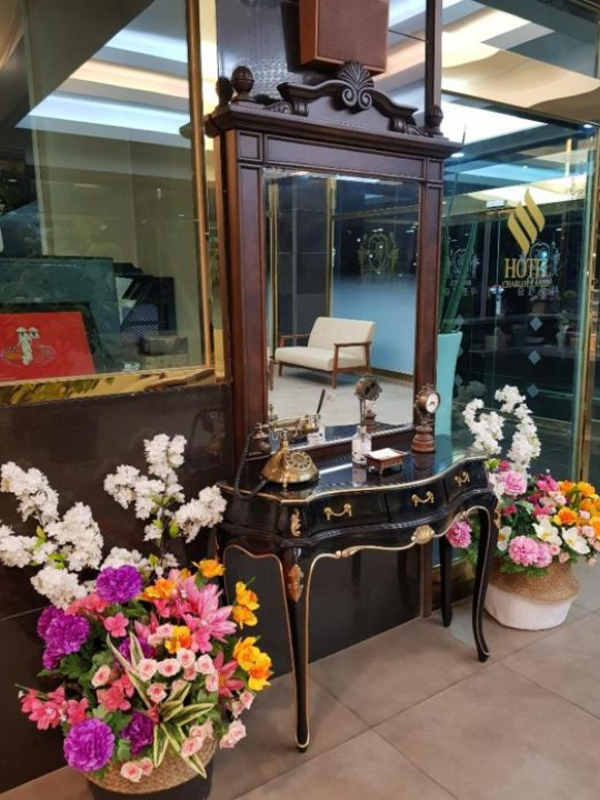 Charlotte Castle Hotel - Gyeonggi Province