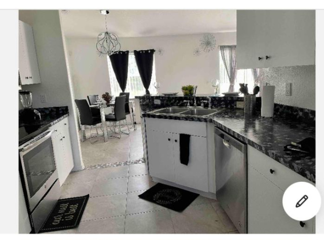 Cozy Spacious 4bd with Garden tub near Disney - Kissimmee