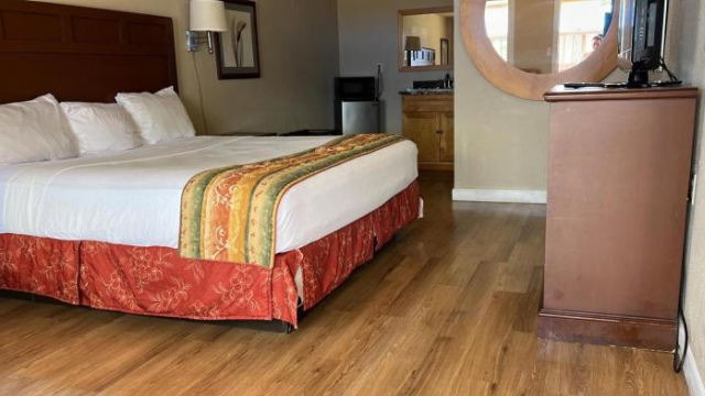 Liberty Inn and Suites Kissimmee near Disney World - Kissimmee