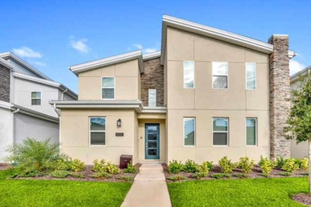 9 bed Storey Lake with Themed Bedrooms home - Kissimmee