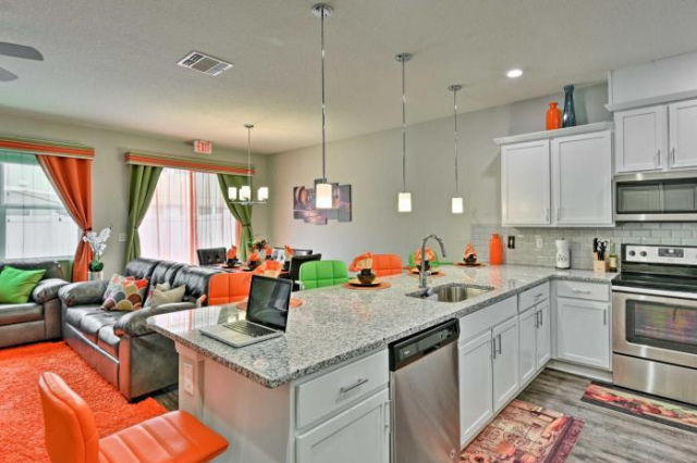 Theme Park Retreat with 5-Star Amenities - By Disney - Kissimmee