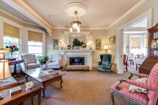 O Canada House Bed & Breakfast - Vancouver