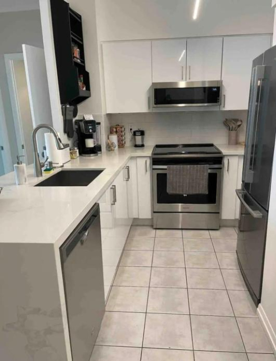 1BR Condo DWTN Toronto - free Parking, Gym & Pool - Toronto