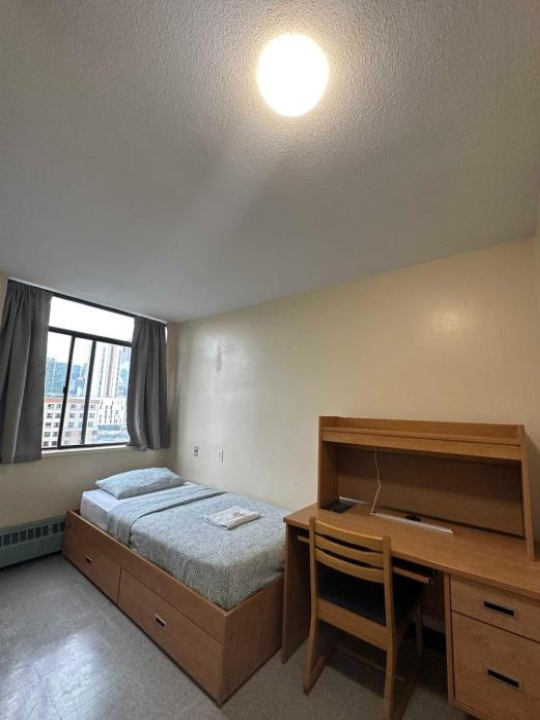 Neill Wycik Hostel - Toronto