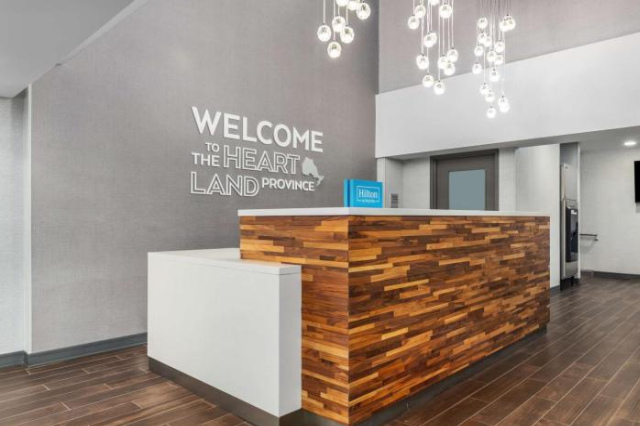 Hampton Inn & Suites by Hilton Toronto Downtown - Toronto