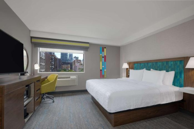 Hampton Inn & Suites by Hilton Toronto Downtown - Toronto