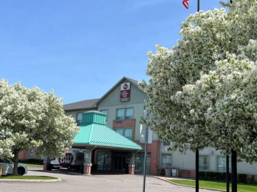 Best Western Plus Travel Hotel Toronto Airport