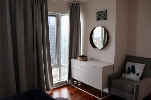 Apartment/2Bedrooms/2 Full Bathrooms/Free parking - Toronto