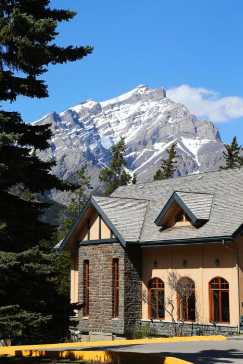 Banff YWCA Lushe - Banff
