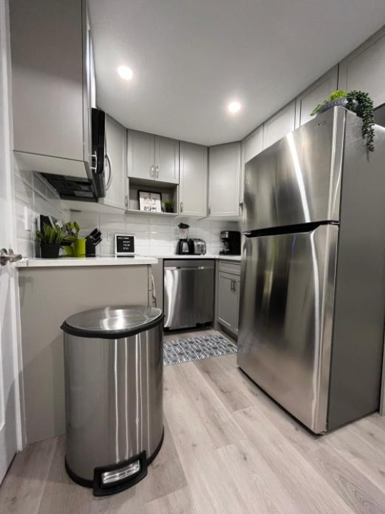 Private Cozy Secondary Suite, 2 Bedrooms, Separate Entrance - 卡爾加里