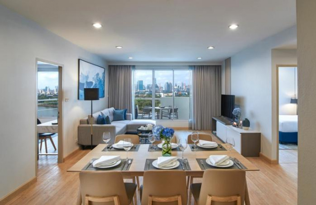 Sama Asoke Lake View Hotel - SHA Extra Plus - Bangkok