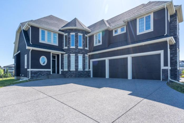 Silverado Presidential Mansion by Spruce Meadows - Calgary