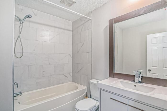Absolutely Gorgeous Inner City, 2Bedroom Main Floor Suite Beaverdam - 卡爾加里